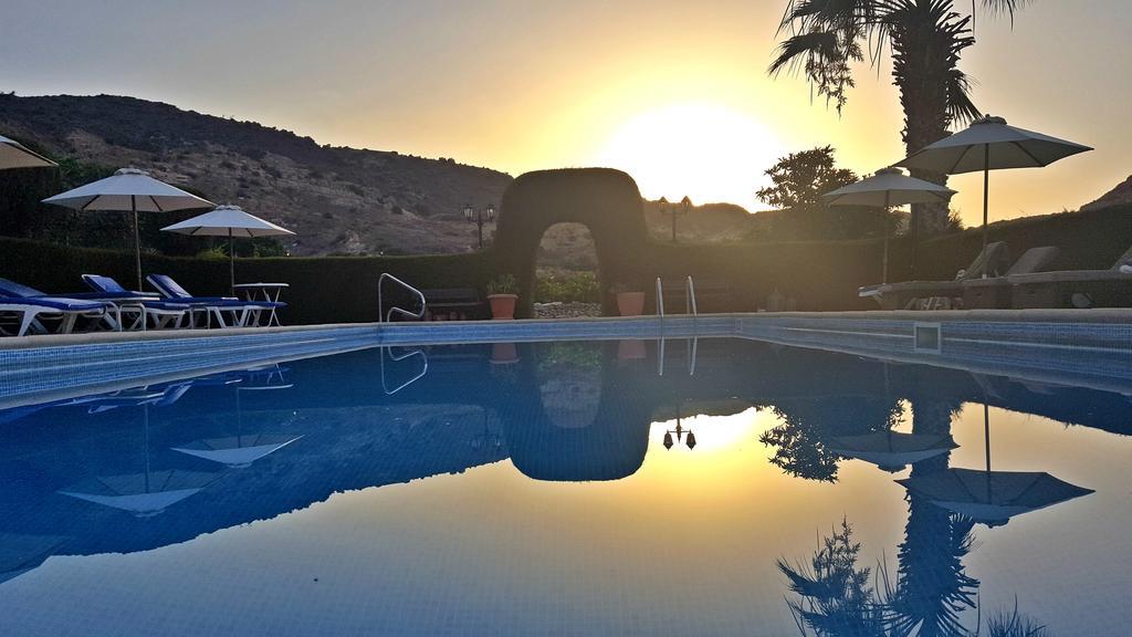 Ampelokipi Holiday Apartments Pissouri Luaran gambar